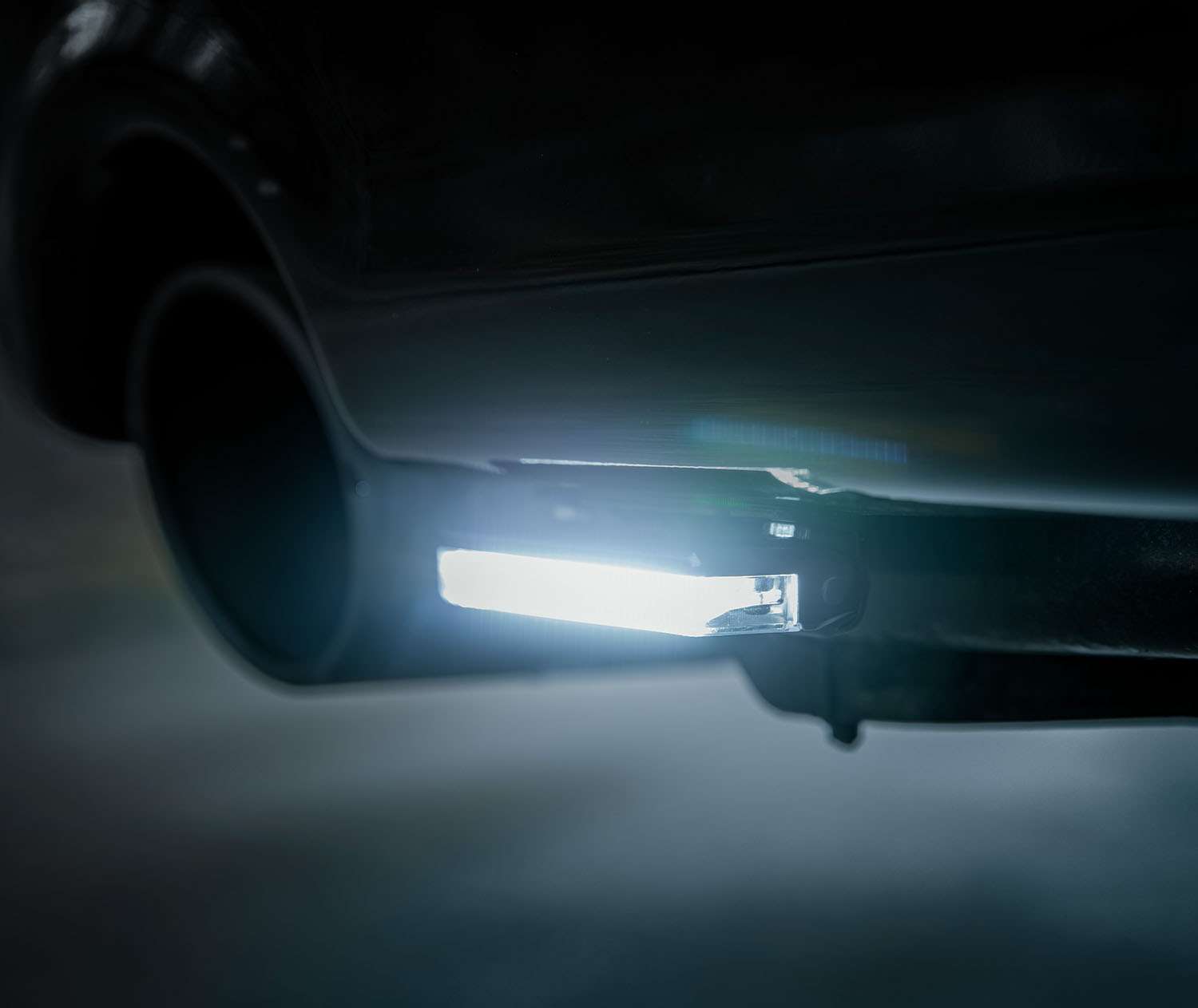 UNITY ULTRA FLAT WORK LIGHT 22W – StrandsAmerica