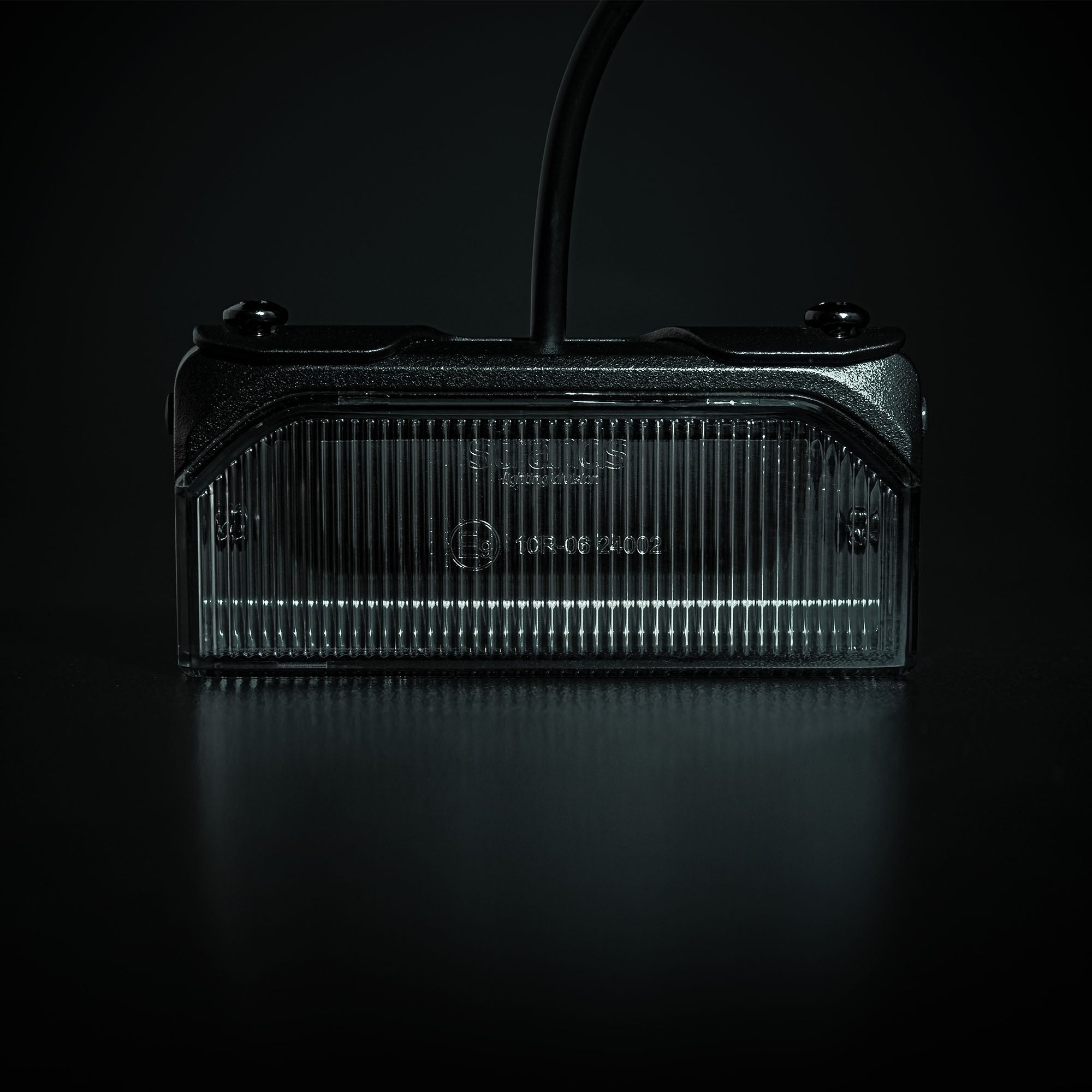 UNITY ULTRA FLAT WORK LIGHT 22W – StrandsAmerica